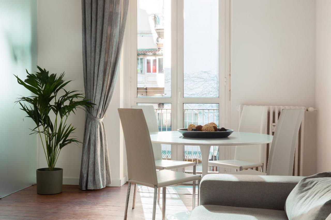 Hl Apartment - Brera, Garibaldi, Moscova, Duomo, Montenapoleone 米兰 外观 照片